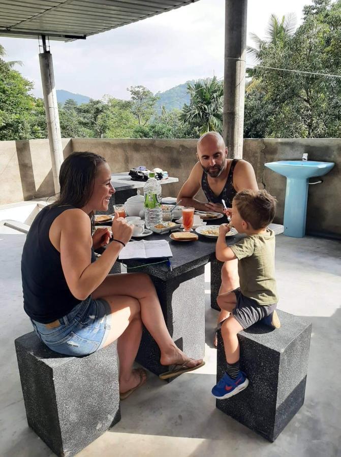 Sura Homestay Kandy Exterior photo