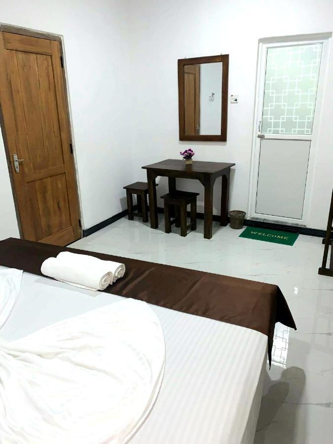 Sura Homestay Kandy Exterior photo