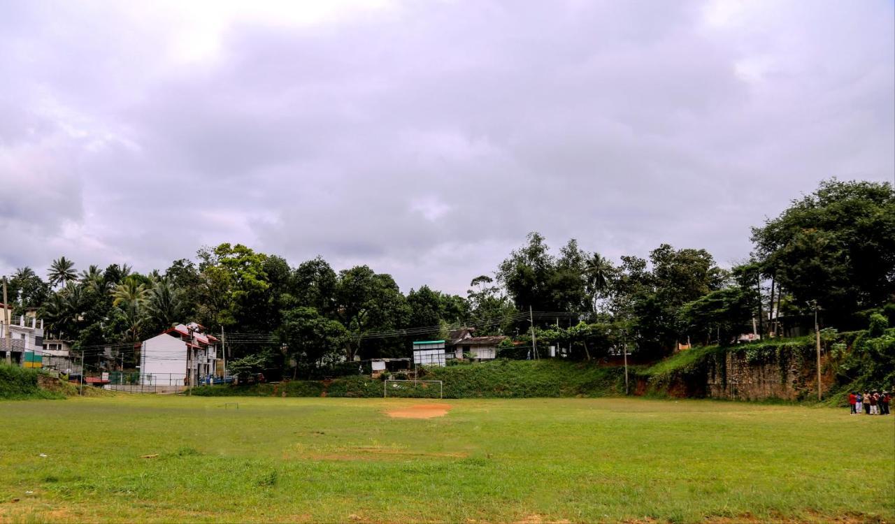 Sura Homestay Kandy Exterior photo